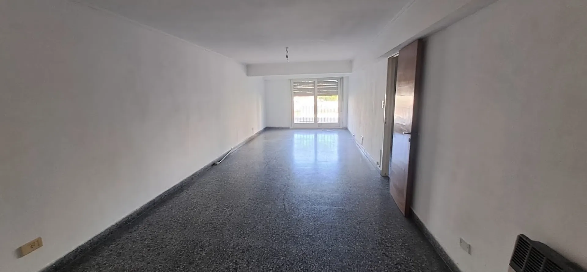 Departamento en alquiler en La Plata, 115 m<sup>2<sup>, 3 habitaciones, 2 baños