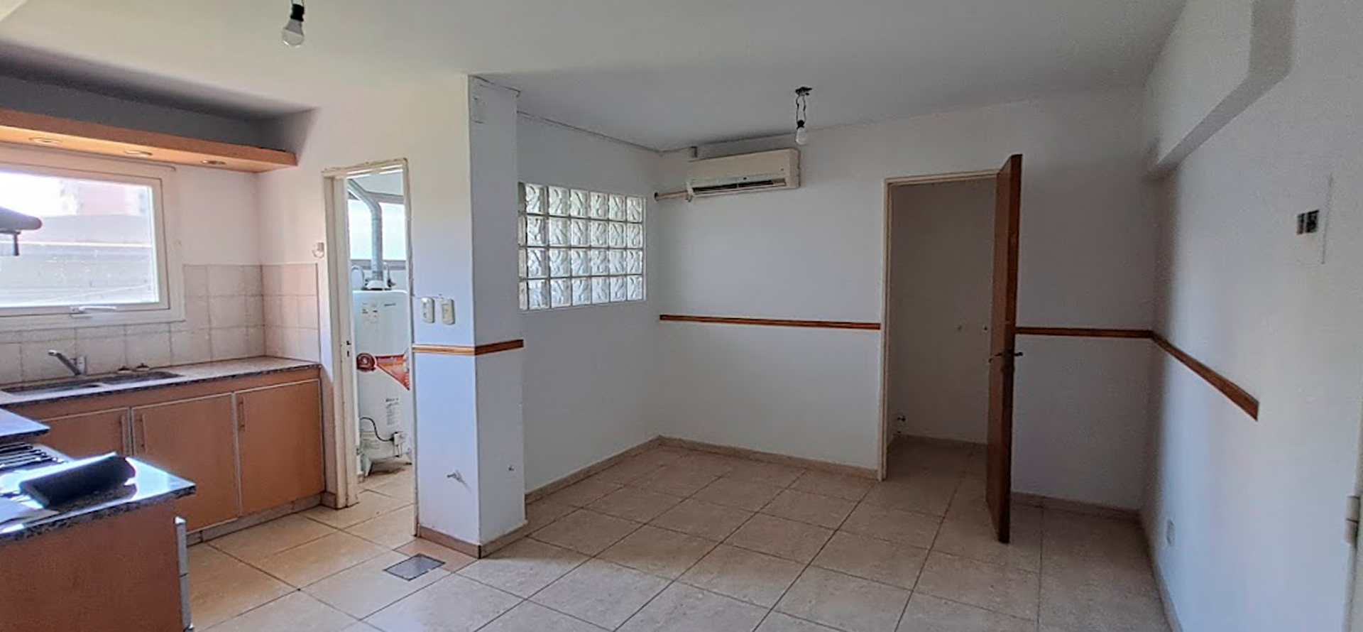 Departamento en venta en La Plata, 115m2, 3 habitaciones, 2 ba&ntilde;os con cochera