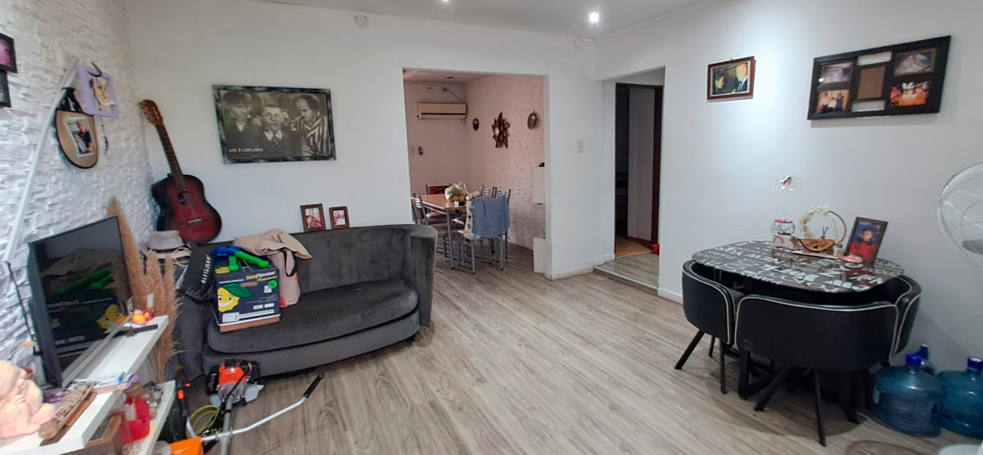 Casa en venta en Tolosa, 2 plantas, 4 habitaciones, 3 ba&ntilde;os, 3/4 cocheras